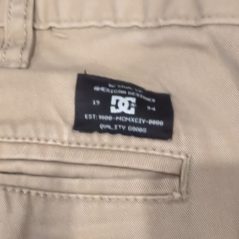 DC Tan Chinos Classic Style - Picture 5 of 5
